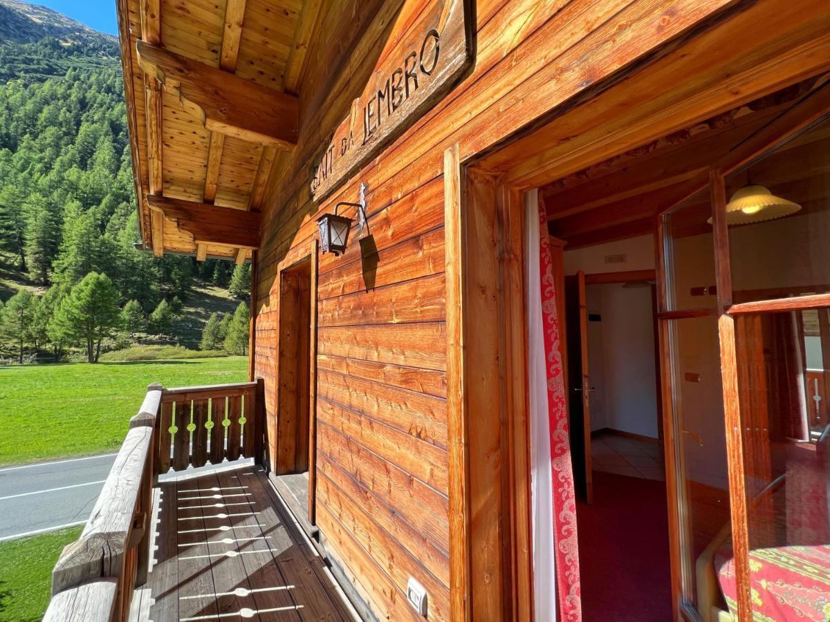 Bait da Jembro Apartment Livigno Bagian luar foto