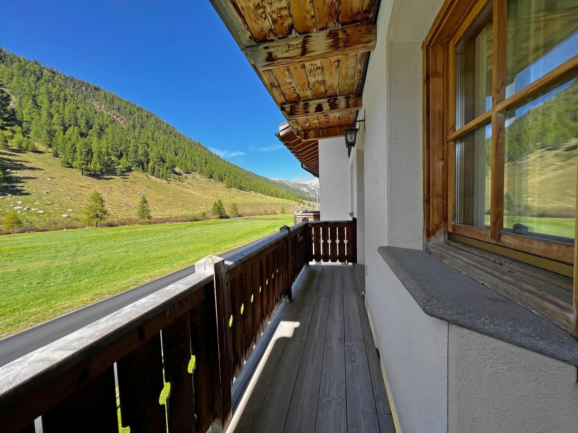 Bait da Jembro Apartment Livigno Bagian luar foto
